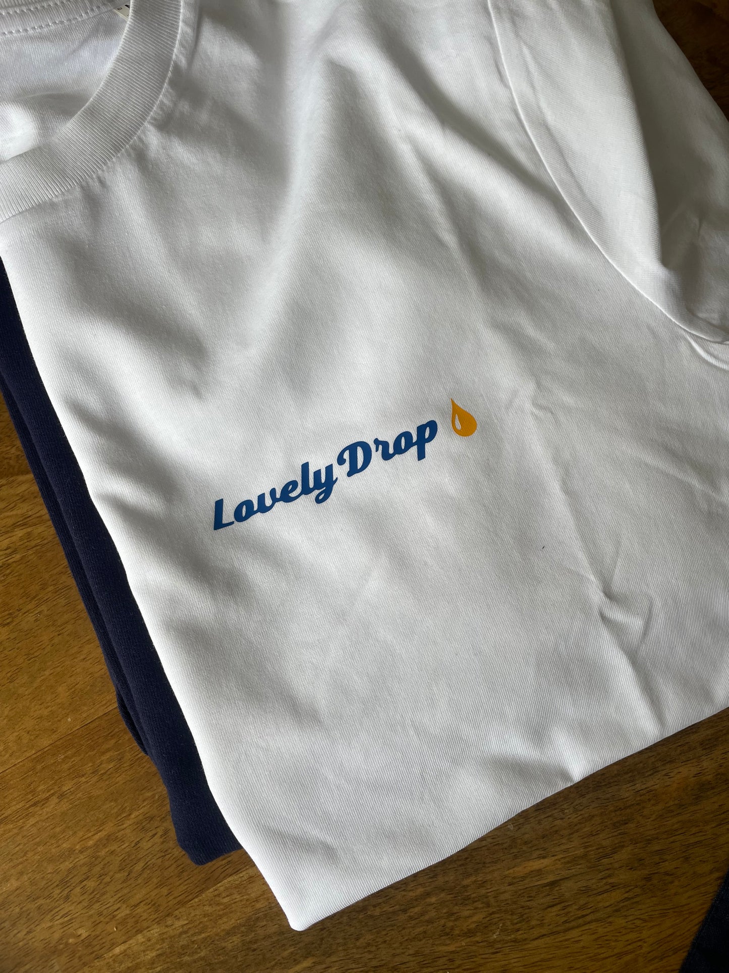 Lovely Drop Tee (Small Logo)